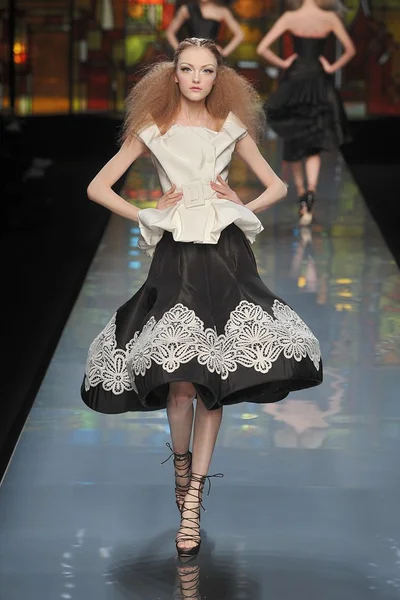 Look 22